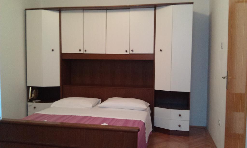 Apartments Tanja & Boris 바슈카 객실 사진